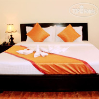 Sun & Sands Beach Hotel 