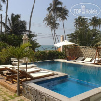 Sunrise Village Hotel 