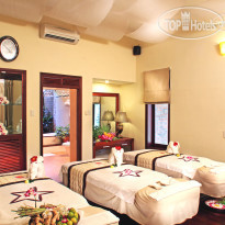 Golden Coast Resort & Spa 