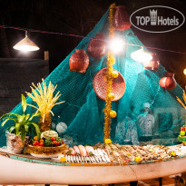 Golden Coast Resort & Spa Buffet Dinner 17 - Golden Coas