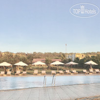 Fiore Healthy Resort Swimming pool