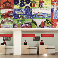 Ibis Saigon South Вестибюль