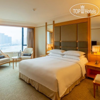 Renaissance Riverside Hotel Saigon 