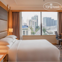 Renaissance Riverside Hotel Saigon 