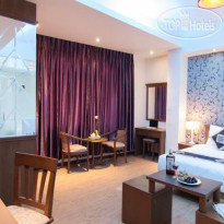 Dragon Palace Hotel