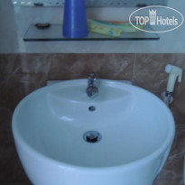 Nhat Van Hotel 1 