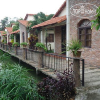 Villa H2O