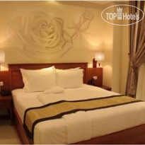 Au Lac Charner Hotel