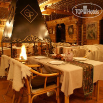 12 каминов столик у камина