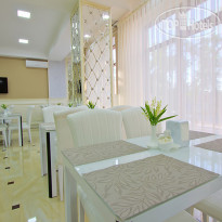 Discovery Hotel