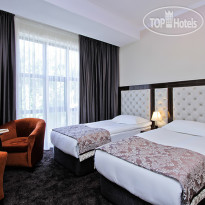 Discovery Hotel