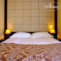 Discovery Hotel