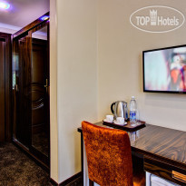 Discovery Hotel