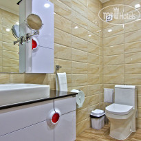 Discovery Hotel