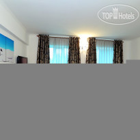 Rich Hotel