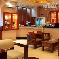 Ambhara Hotel Jakarta Café de France
