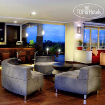 Aston Bogor Hotel & Resort Бар