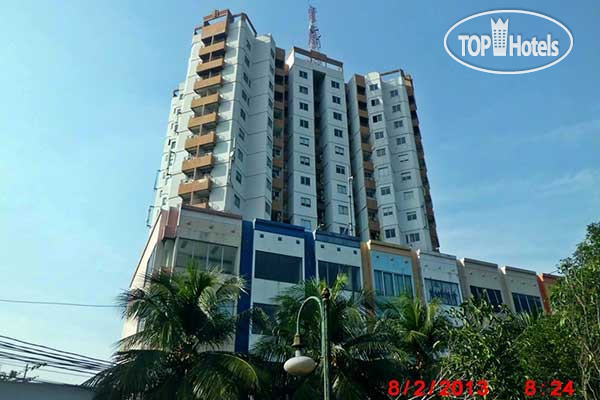 Hotelier's photos Maven Gloria Suites 3*
