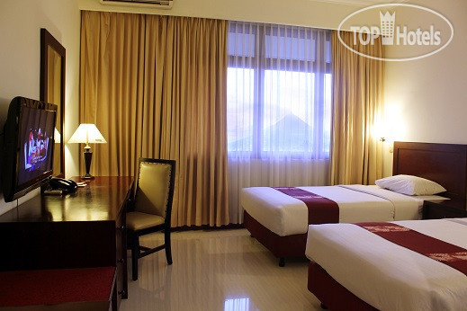 New photos from tourists MMUGM Hotel & Convention 3*