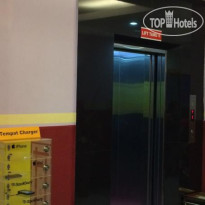 Hollywood Hotel 
