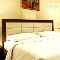 Glassio Hotel Roxy Jakarta 