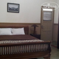 Ndalem Suratin Guesthouse 