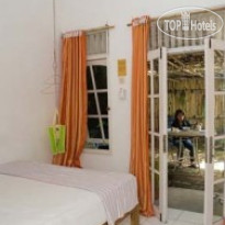 Viavia Guesthouse 