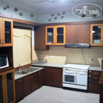 Roemah Oma Guesthouse 