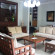 Roemah Oma Guesthouse 