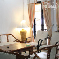 Lagura Residence Guest House 