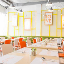 Zuri Express Mangga Dua 