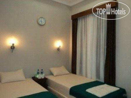 Hotelier's photos Oasis Hotel Jogja 1*