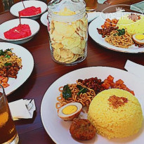 D Ajenk Boutique Guest House