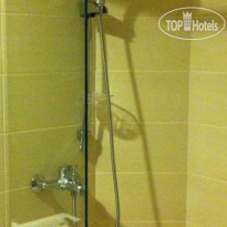 Viure Cafe And Guesthouse 