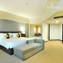 Discovery Hotel & Convention Ancol 