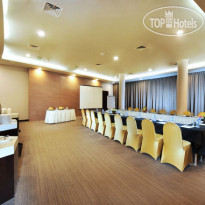 Discovery Hotel & Convention Ancol 