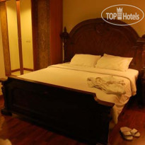The Pejaten Suites