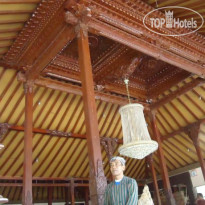 Dafam Kayon Resort Solo