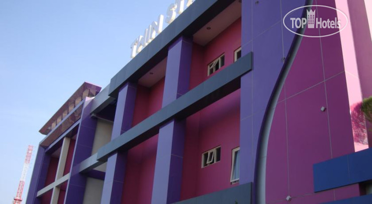 New photos from tourists Twin Star 2*