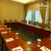 Aziza Hotel Solo By Horison 