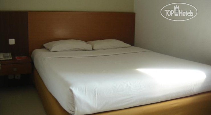 New photos from tourists Surya Semarang Hotel 2*