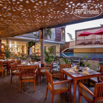 Horison Seminyak Ресторан Manimanika