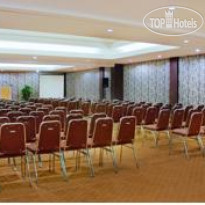 Fave Hotel Denpasar  Aston 