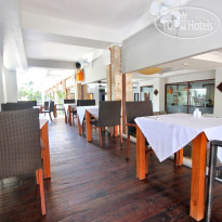 Maharani Beach Hotel 