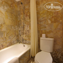 Maharani Beach Hotel 