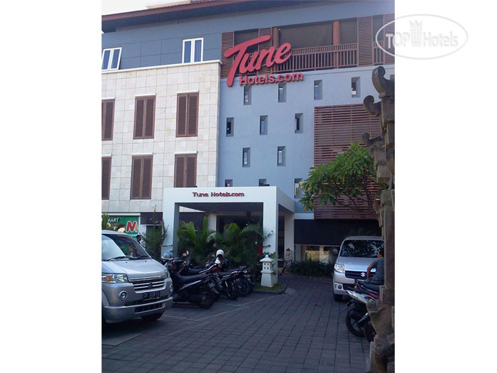 Hotel photo Tune Hotel - Kuta 3*