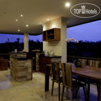 Sri Ratih Cottages Люкс в пентхаусе