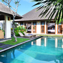 The Khayangan Dreams Villa Kerobokan Открытый бассейн