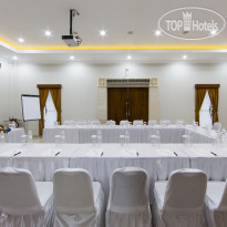 The Banyumas Hotel & Residence