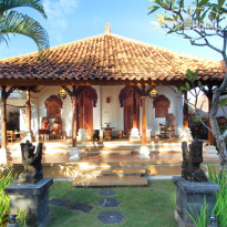 Fare Tii Villa